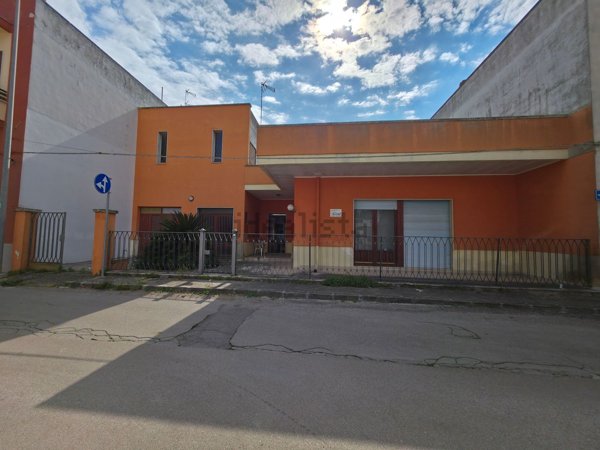 casa indipendente in vendita a Copertino