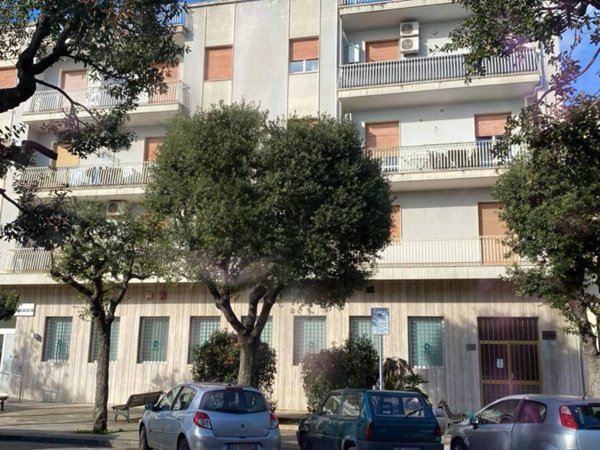intera palazzina in vendita a Copertino