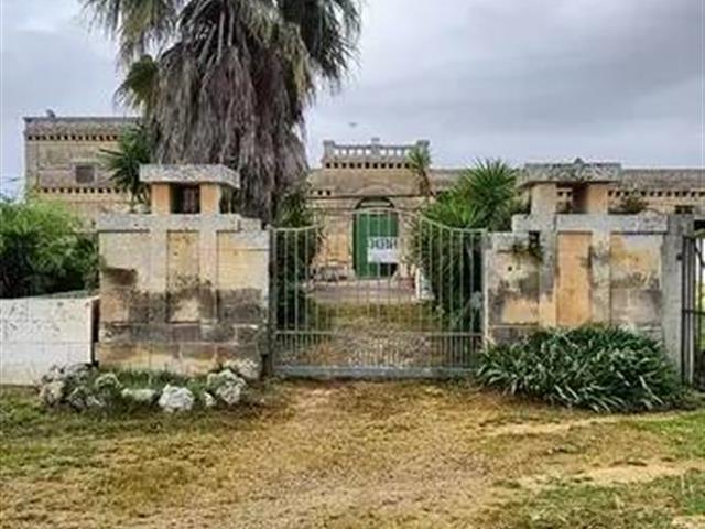 casa indipendente in vendita a Corigliano d'Otranto