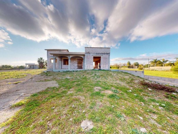 casa indipendente in vendita a Corigliano d'Otranto