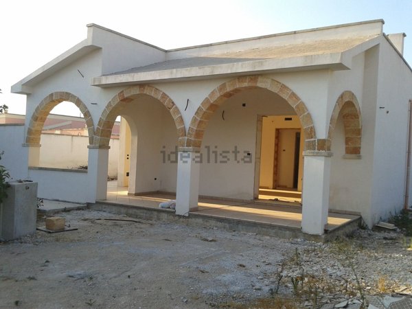 casa indipendente in vendita a Corigliano d'Otranto