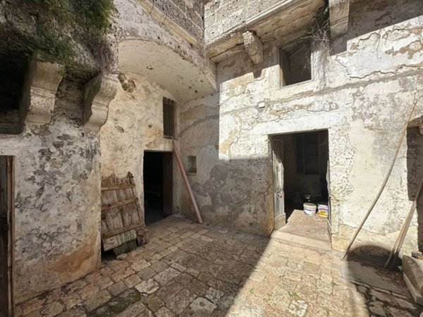 casa indipendente in vendita a Corigliano d'Otranto