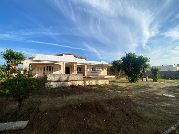 casa indipendente in vendita a Corigliano d'Otranto