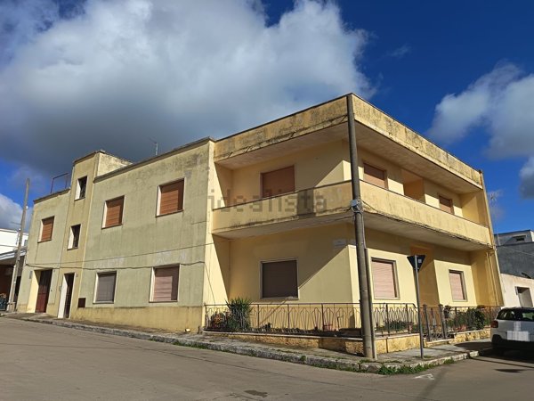 casa indipendente in vendita a Corigliano d'Otranto
