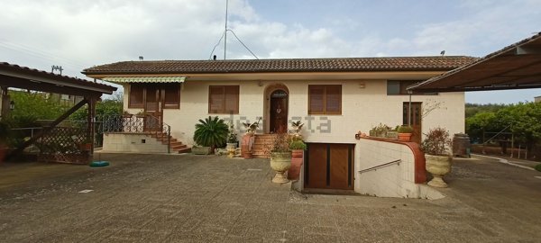 casa indipendente in vendita a Corigliano d'Otranto