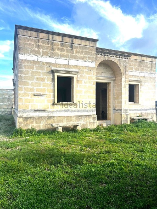 casa indipendente in vendita a Corigliano d'Otranto