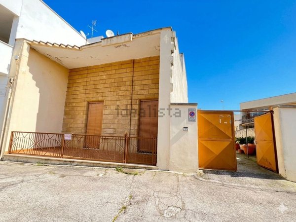 casa indipendente in vendita a Corigliano d'Otranto