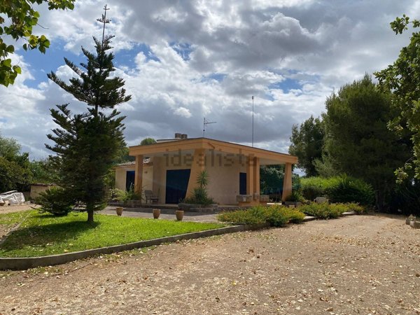 casa indipendente in vendita a Corigliano d'Otranto