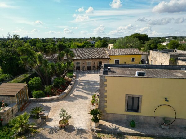 casa indipendente in vendita a Corigliano d'Otranto