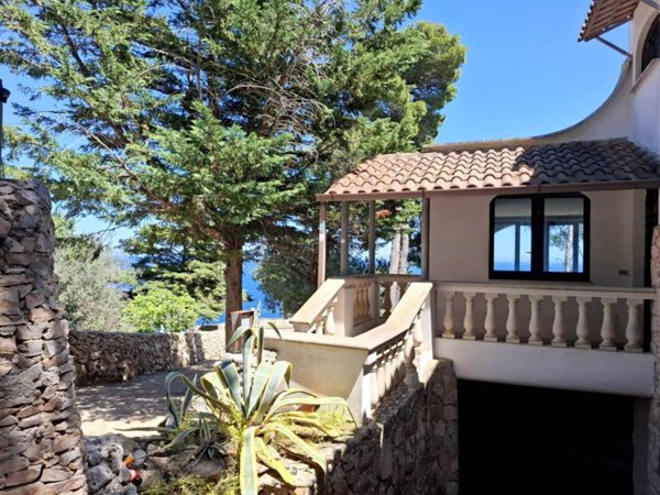 casa indipendente in vendita a Corsano