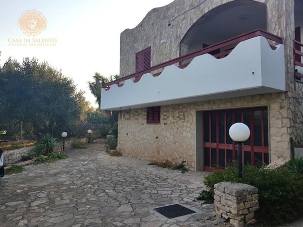 casa indipendente in vendita a Corsano