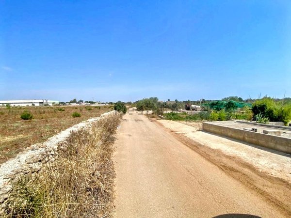 terreno edificabile in vendita a Corsano