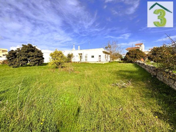 casa indipendente in vendita a Corsano