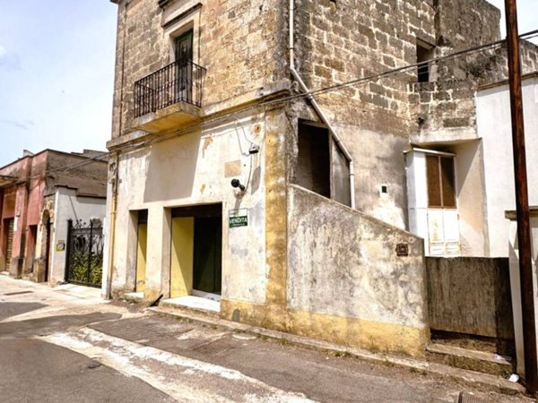 casa indipendente in vendita a Corsano