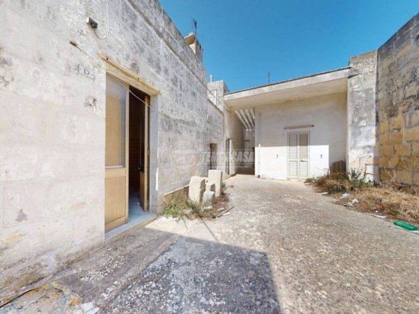 casa indipendente in vendita a Cursi