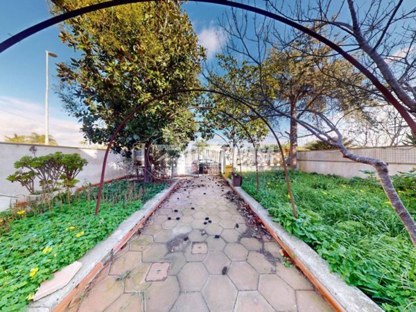 casa indipendente in vendita a Cursi