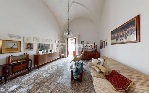 casa indipendente in vendita a Cursi