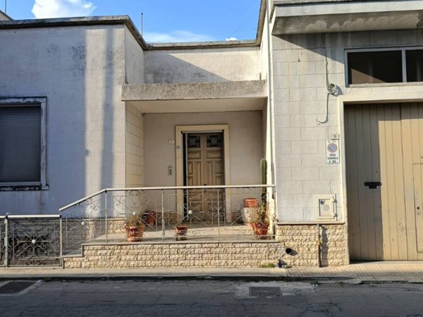 casa indipendente in vendita a Cursi