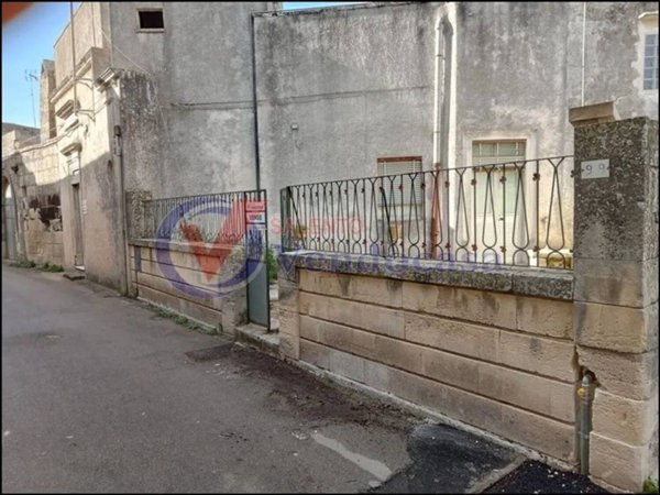 casa indipendente in vendita a Cursi