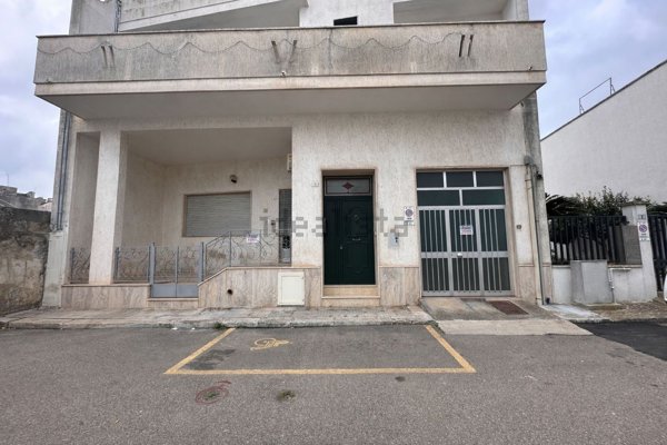 casa indipendente in vendita a Cursi