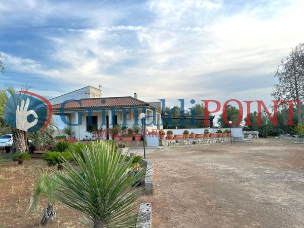 casa indipendente in vendita a Cursi