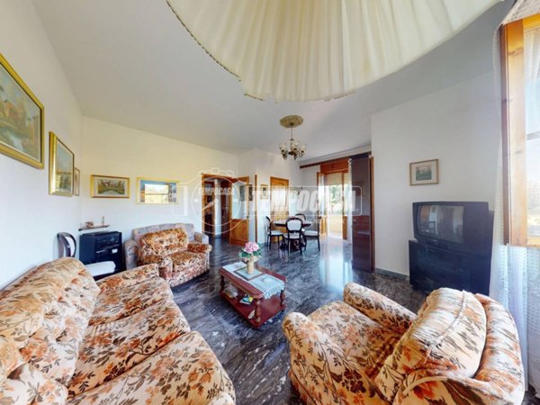 casa indipendente in vendita a Cursi