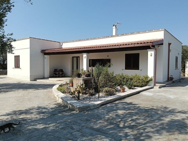 casa indipendente in vendita a Cursi