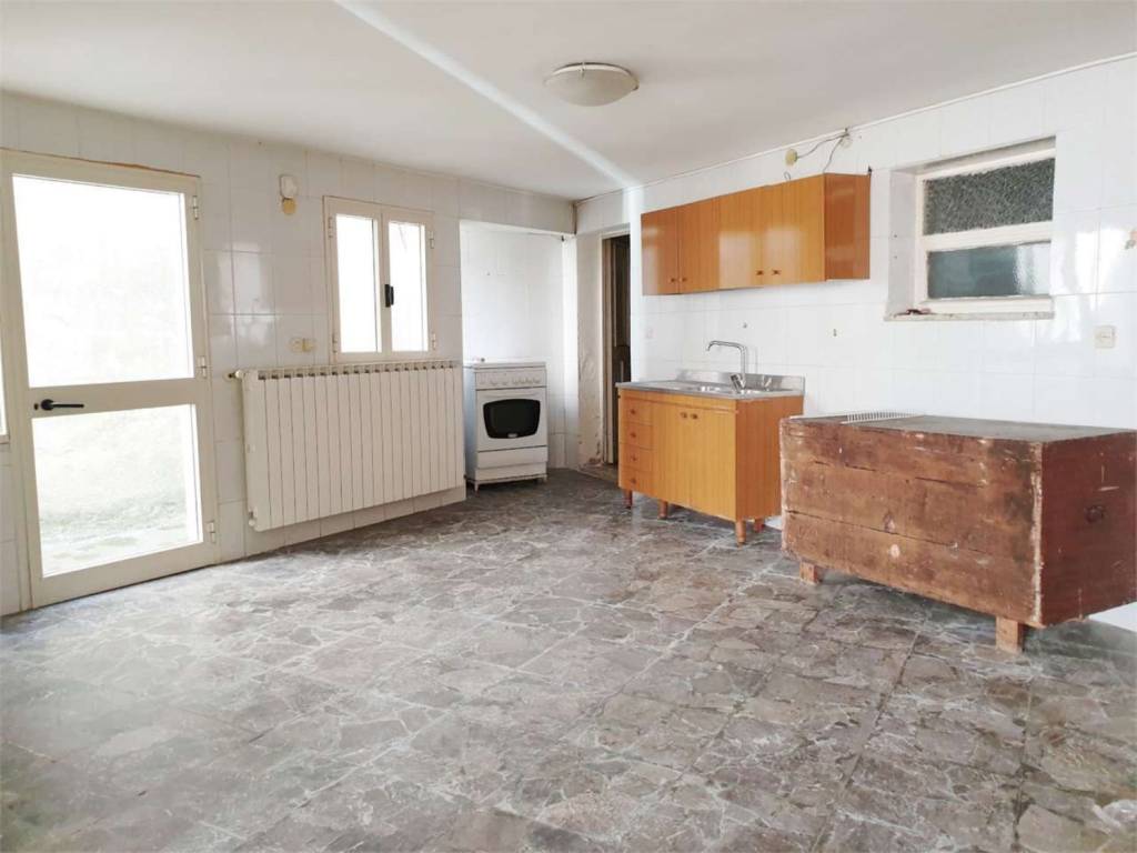 casa indipendente in vendita a Cutrofiano