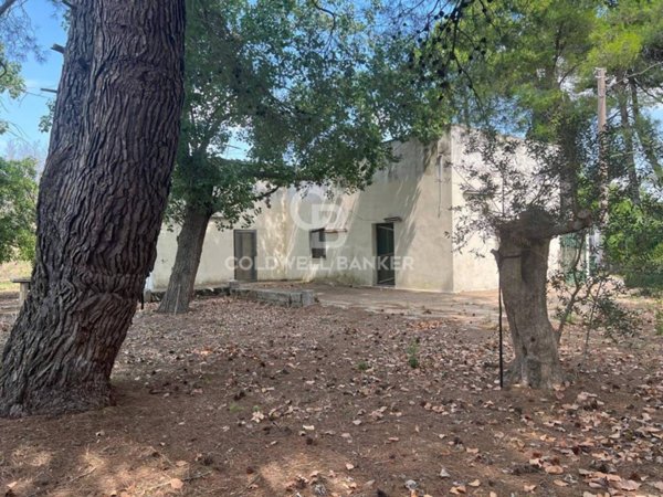 villa in vendita a Cutrofiano