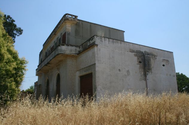 casa indipendente in vendita a Cutrofiano