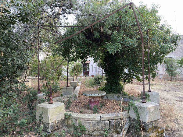 casa indipendente in vendita a Cutrofiano
