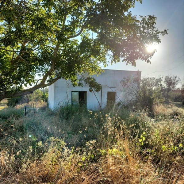 casa indipendente in vendita a Cutrofiano