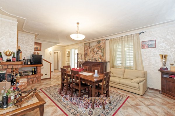 casa indipendente in vendita a Cutrofiano