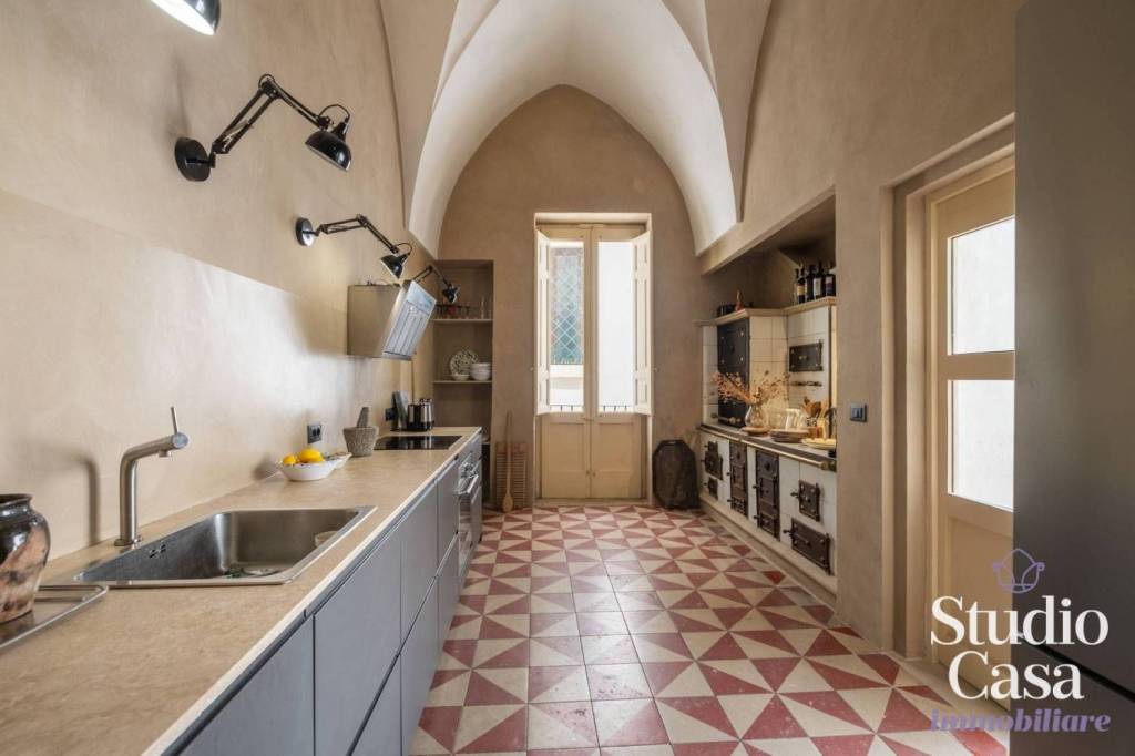 casa indipendente in vendita a Cutrofiano