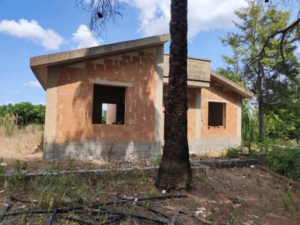 casa indipendente in vendita a Cutrofiano