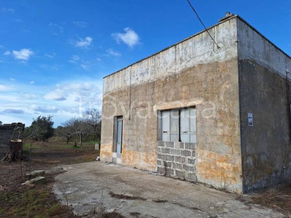 casa indipendente in vendita a Cutrofiano