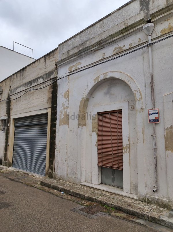 casa indipendente in vendita a Cutrofiano