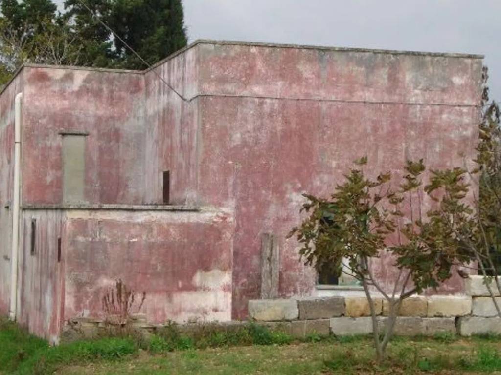 casa indipendente in vendita a Cutrofiano