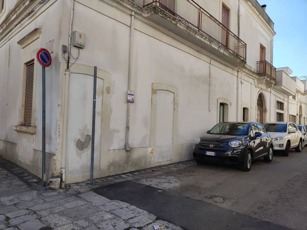 casa indipendente in vendita a Cutrofiano