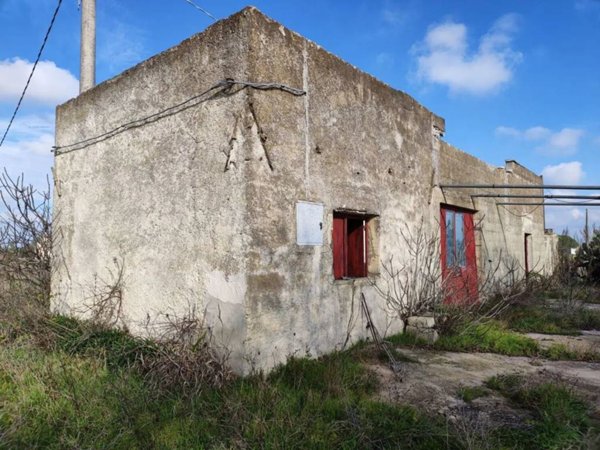 casa indipendente in vendita a Cutrofiano