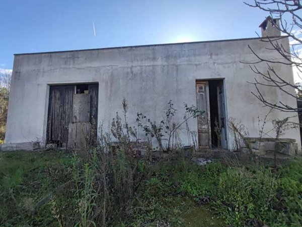 casa indipendente in vendita a Cutrofiano