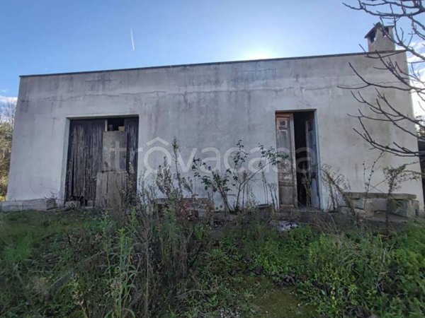 casa indipendente in vendita a Cutrofiano