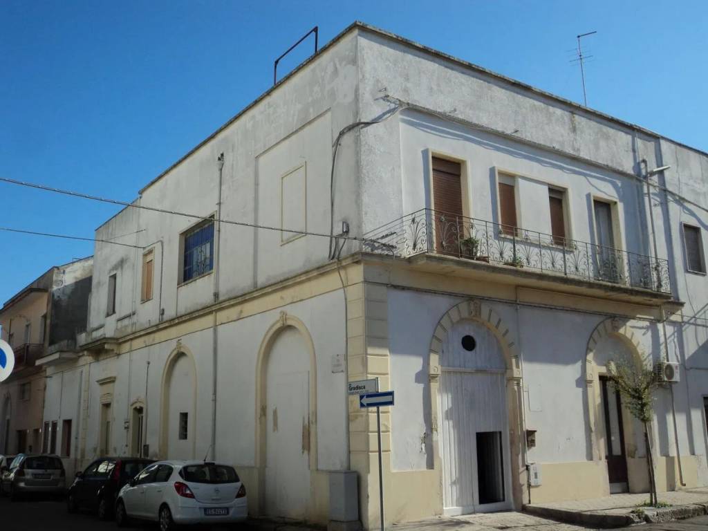 appartamento in vendita a Cutrofiano