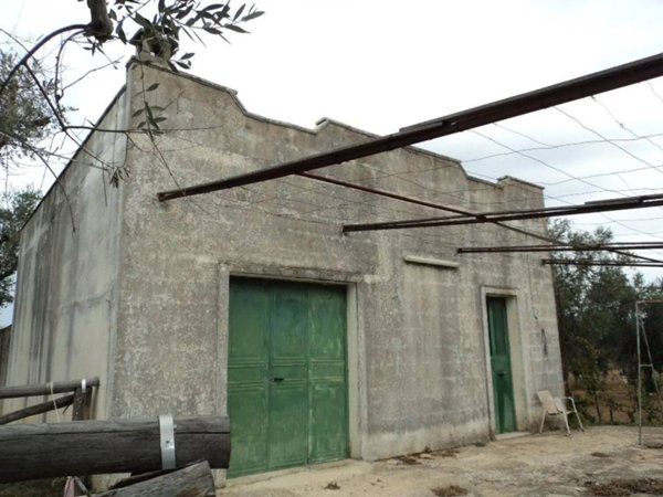 casa indipendente in vendita a Cutrofiano