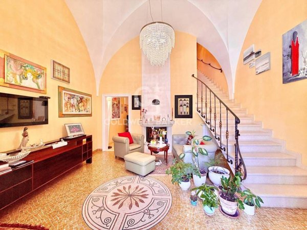 casa indipendente in vendita a Cutrofiano