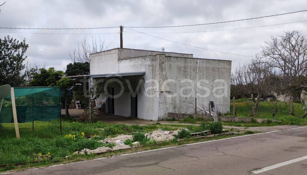 casa indipendente in vendita a Cutrofiano