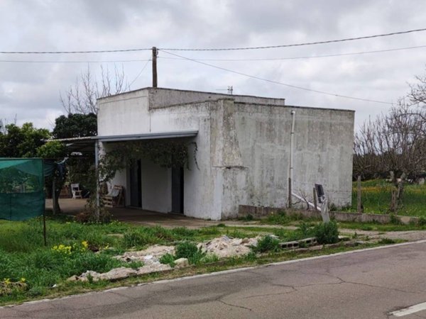 quadrivano in vendita a Cutrofiano