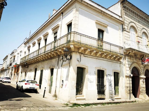 casa indipendente in vendita a Cutrofiano