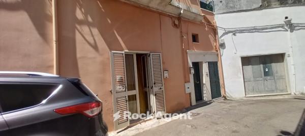 casa indipendente in vendita a Cutrofiano