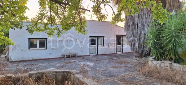 casa indipendente in vendita a Cutrofiano